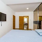 Barbara Apartment Molunat