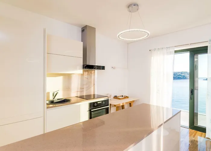 Barbara 몰루나트